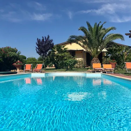 Tiziana With Pool, Private Terrace And Garden By Toscanatour Cecina (Livorno)